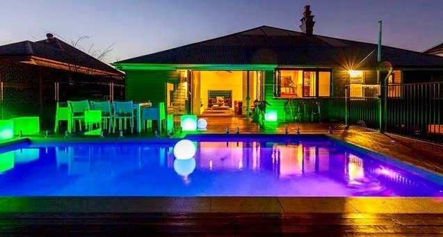 STUNNING TROPICAL OASIS gallery image 4