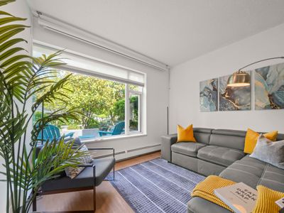 Private Rooftop l Spacious 3 Bed/2.5 Bath Townhome