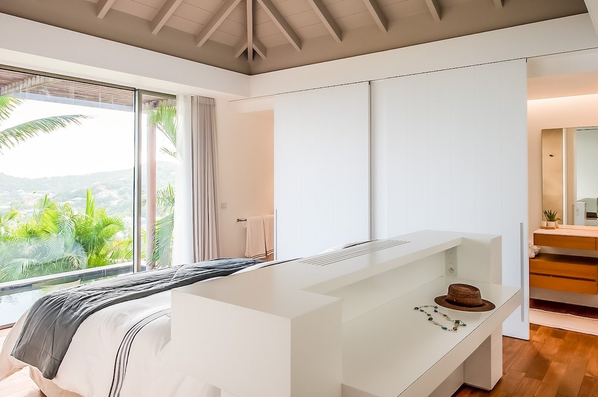 Lina gallery image 5