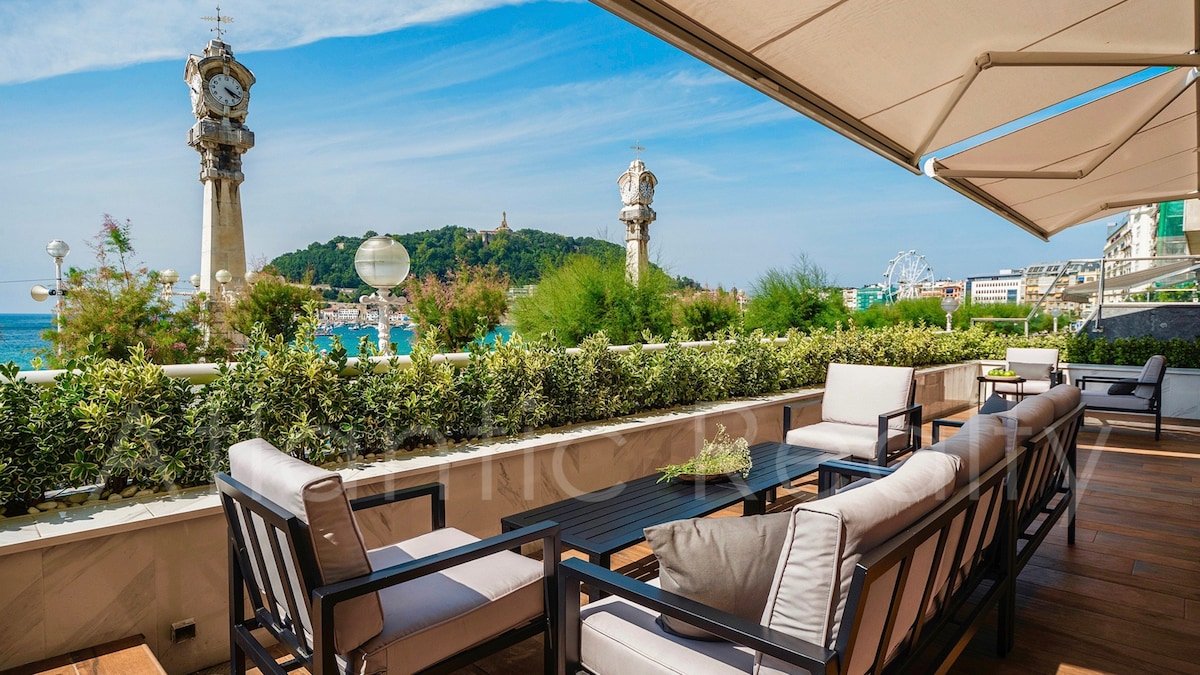 Luxury on the Beach | Atlantic Realty gallery image 3