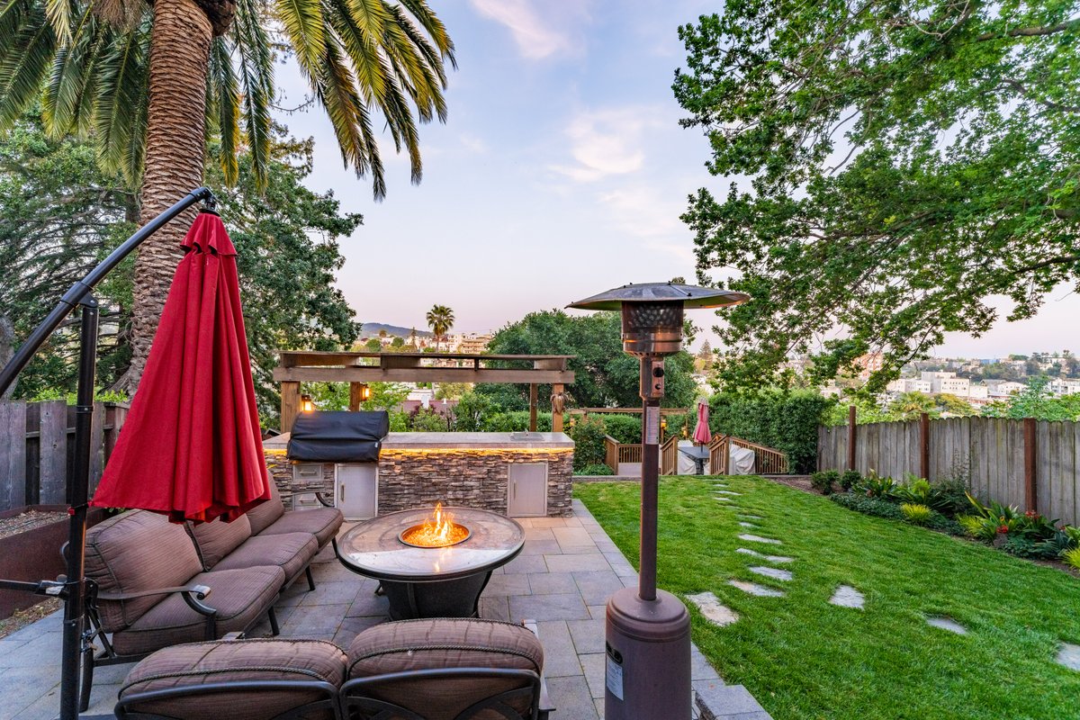 Grand Craftsman by Lake Merritt