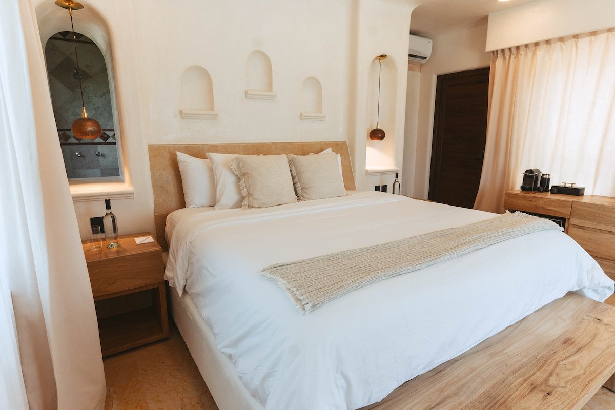 Beachfront Staff&Chef Luxury 8 Bed Villa in Tulum gallery image 3