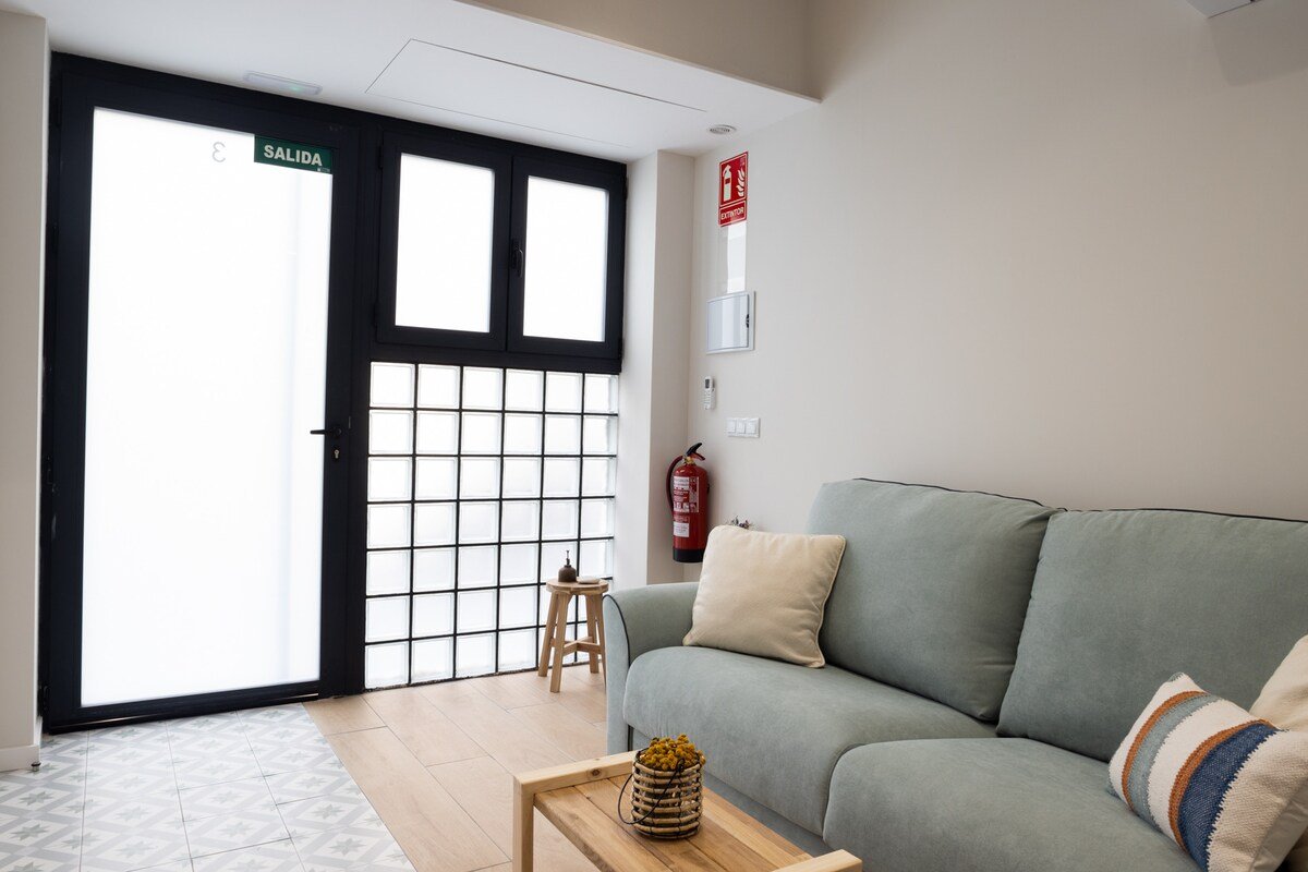 The Serreria Rooms III by Florit Flats gallery image 3