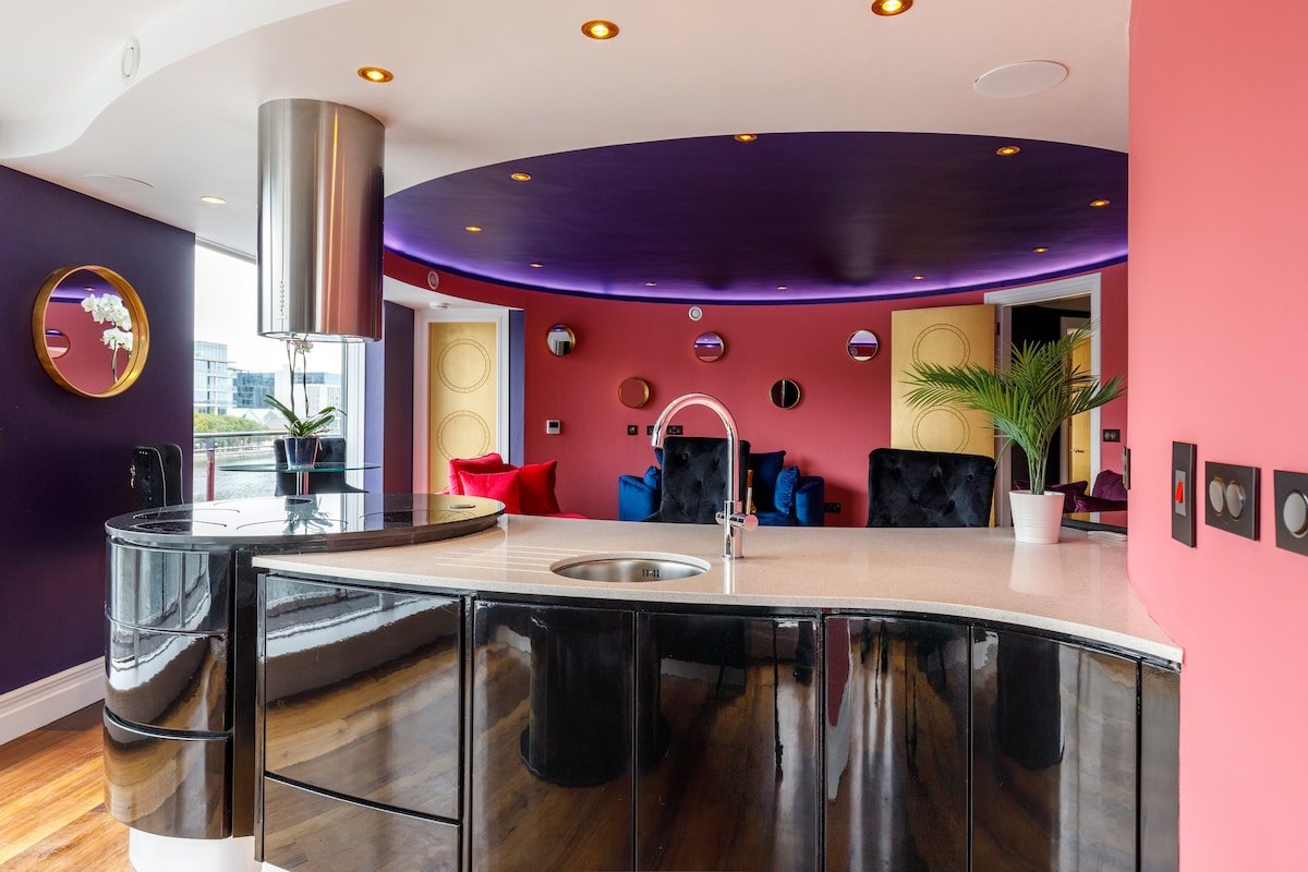 The Curve, Millennium Tower, Dublin 4. gallery image 3