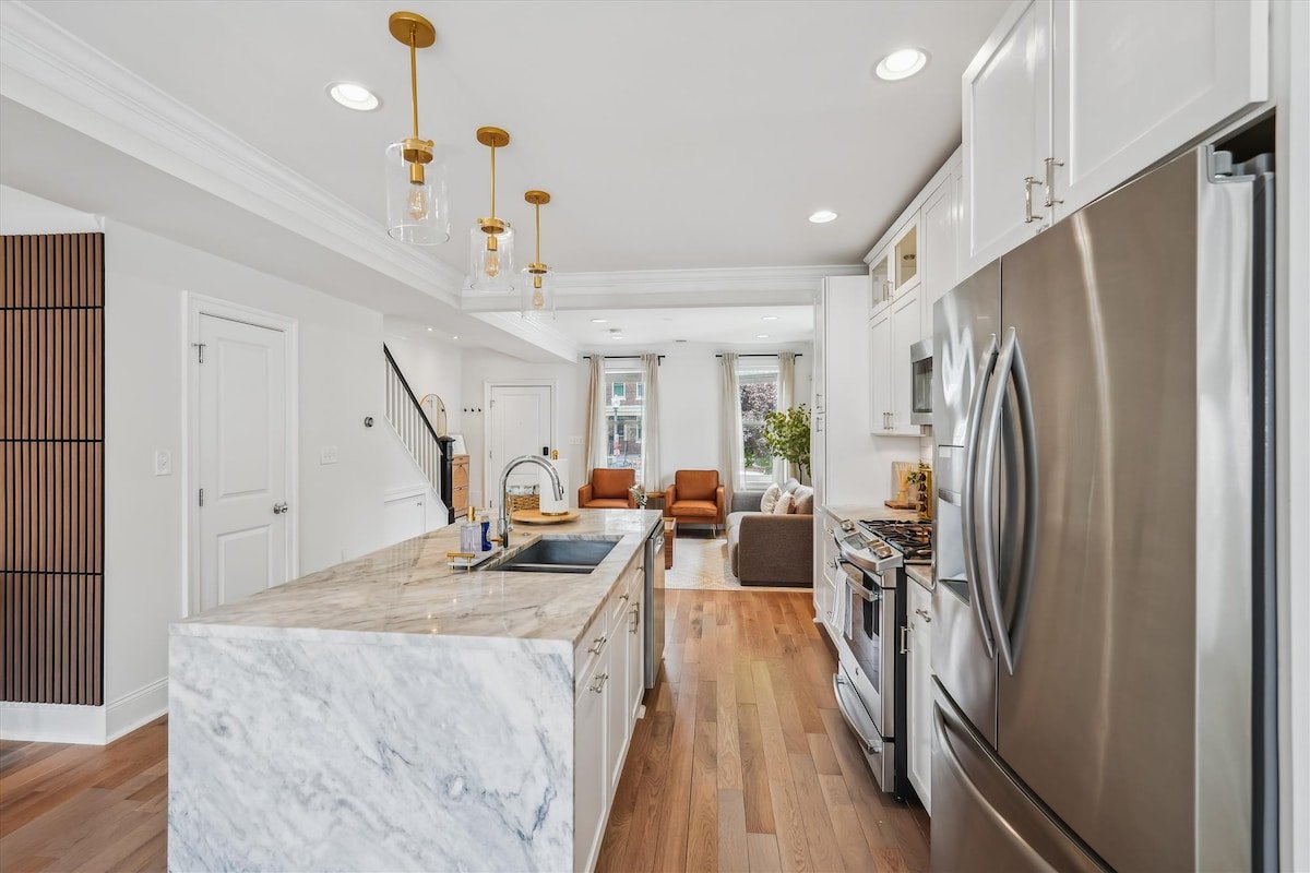 Rooftop Capitol View + Fire Pit Near Union Market gallery image 4