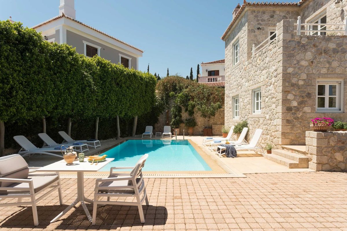 Arte Spetses gallery image 5