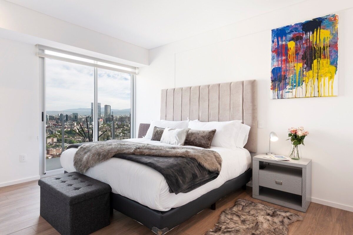 Spectacular Panoramic PH Experience, Polanco 3BD gallery image 3