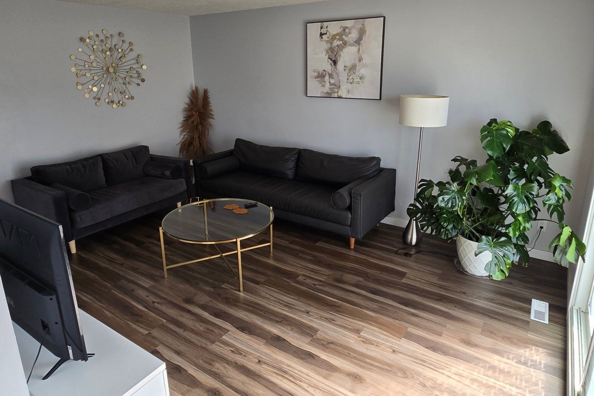 Modern 4Bed Home|Cozy & Updated|Club Regent Casino