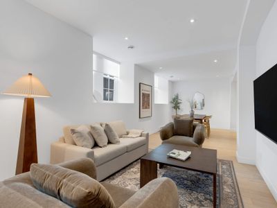 Old Montreal/Downtown 3BDRS-3BA-8Guests