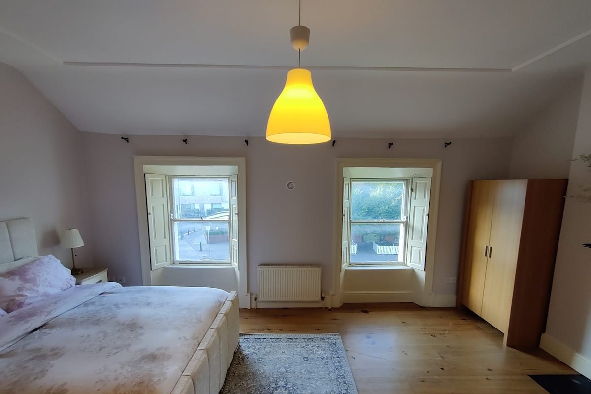 4 Spacious Rooms in Ballsbridge gallery image 5
