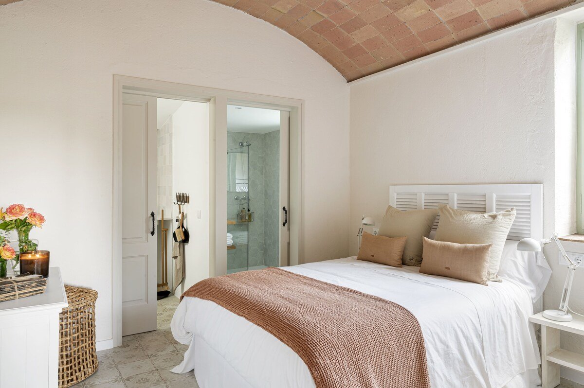 Mas del Suro – Masia in the heart of Costa Brava gallery image 2