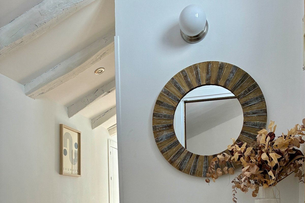 Ático Centro Histórico/Attic Historic Centre. gallery image 3