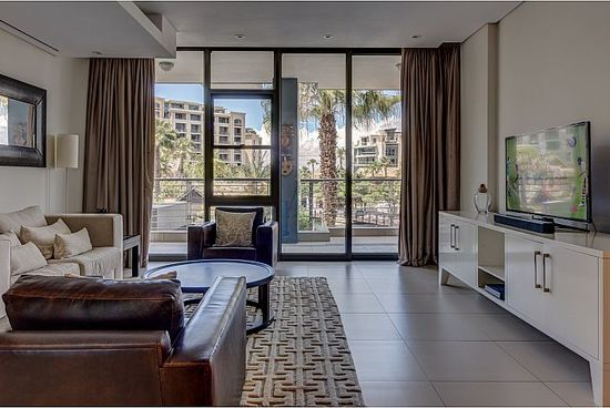 Photo 4 of Kylemore 110 accommodation in V&A Waterfront, Cape Town with 2 bedrooms and 2 bathrooms