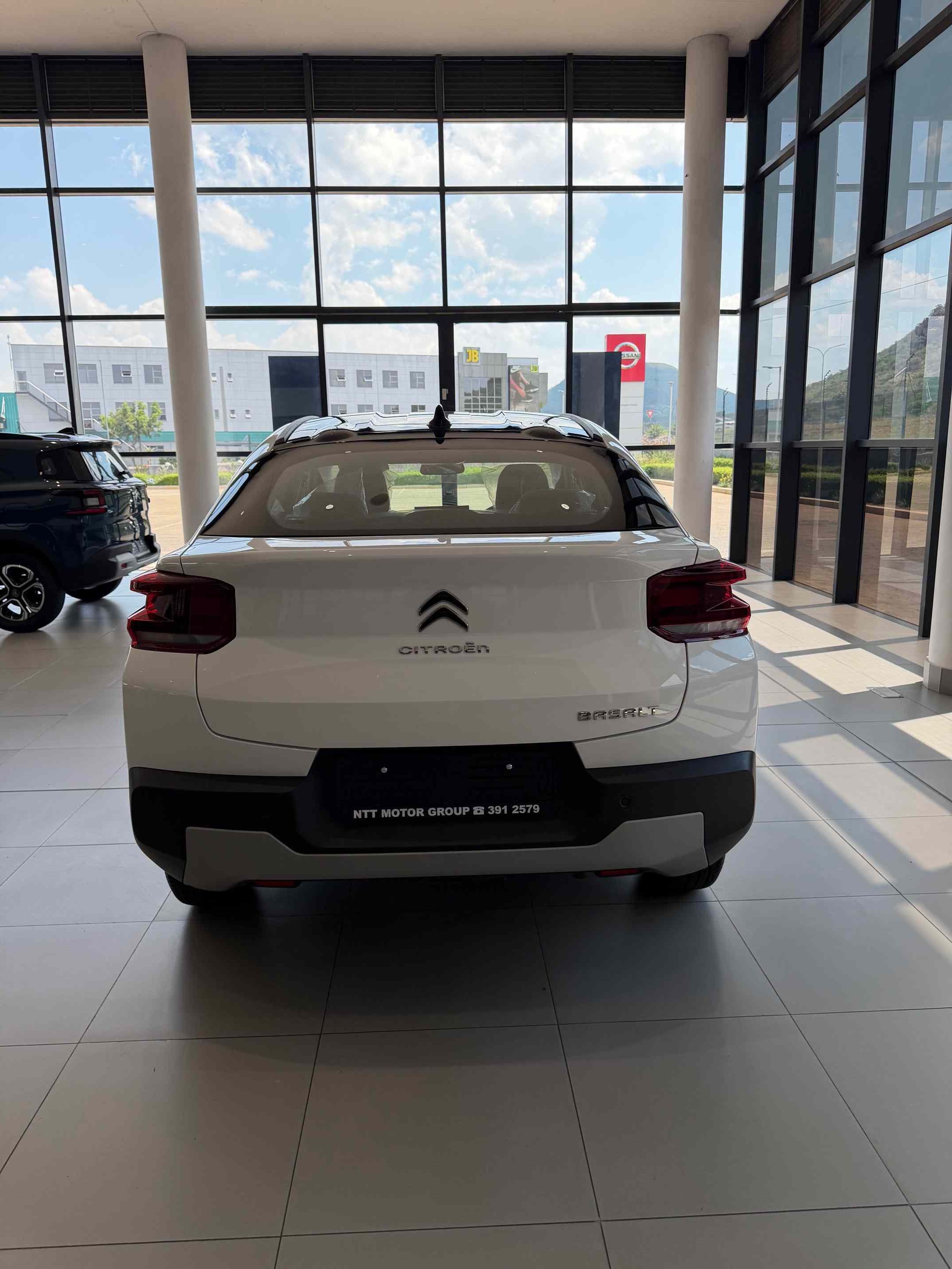 Used car gallery