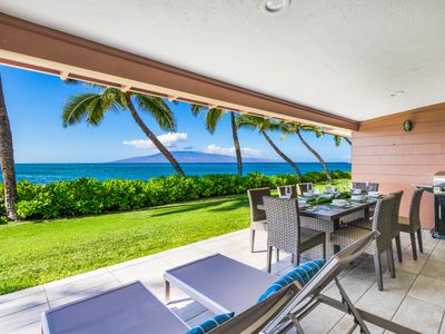 176-4 Oceanfront Puamana Townhome newly remodeled!