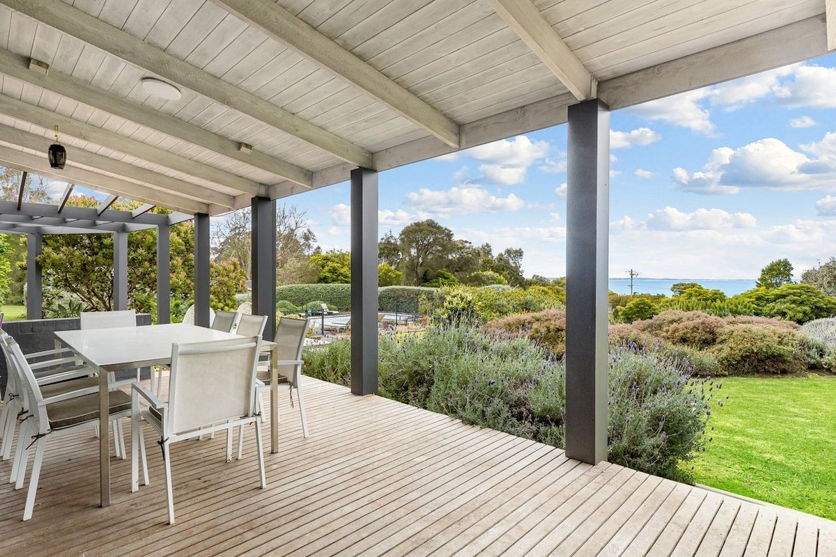 Honeysuckle House gallery image 3