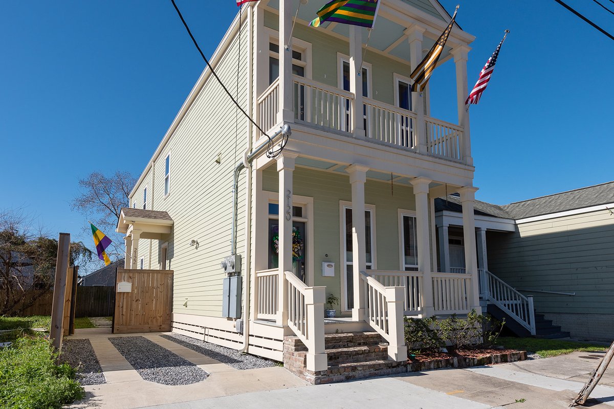 Prince Philip-Royal Treatment Near Garden District