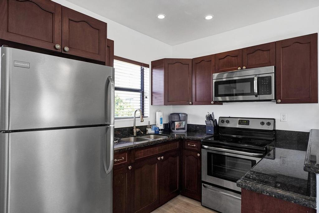 Waves On Walnut # 4-Beach Access gallery image 4