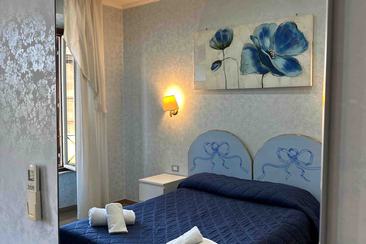 Elegant Rione Monti Suite gallery image 4