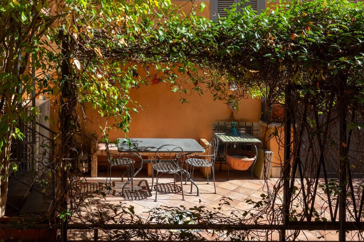 Appartamento Mercede in centro a Roma gallery image 3