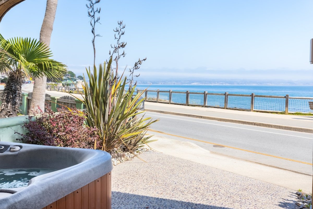 180°OceanView+HotTub+EBikes+Surfboards+SUPS+Kayak gallery image 3