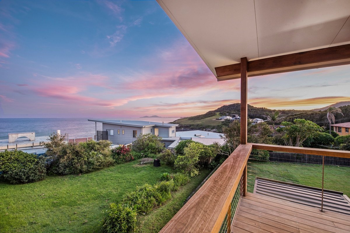 Scotts Lighthouse – Luxury stay & 270 degree views gallery image 2