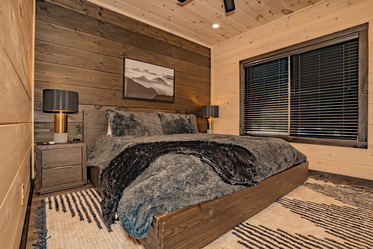 Grey Mountain Lodge gallery image 2