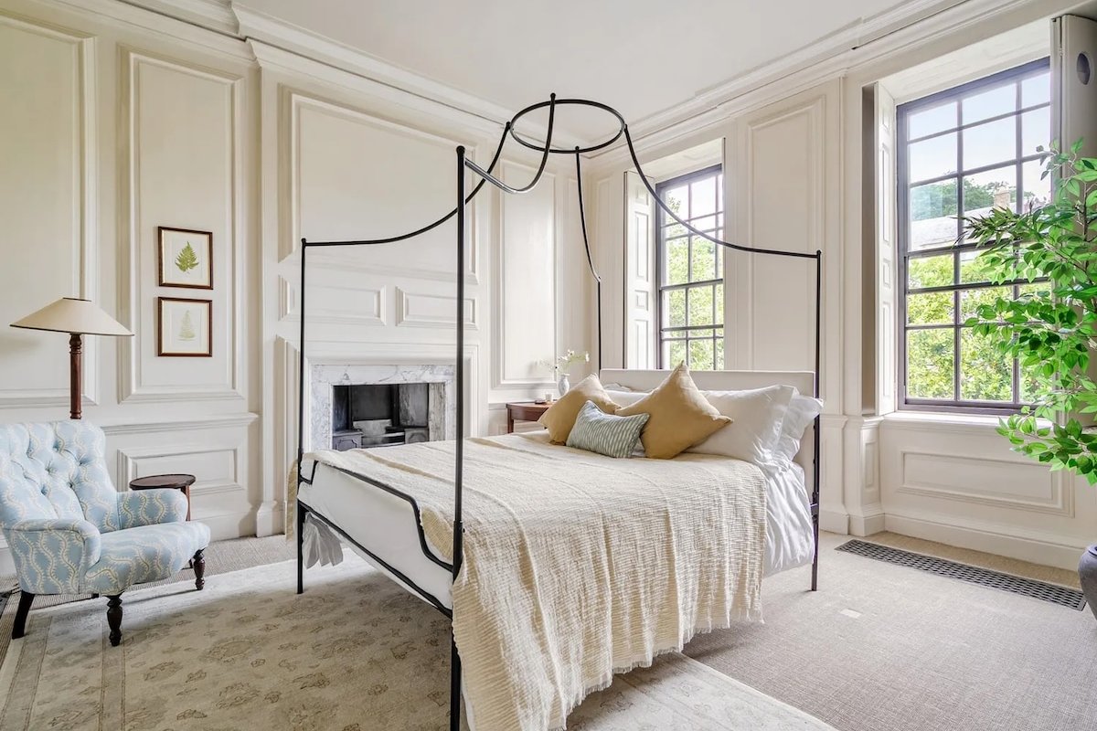 Queen Anne period home near Bath gallery image 2