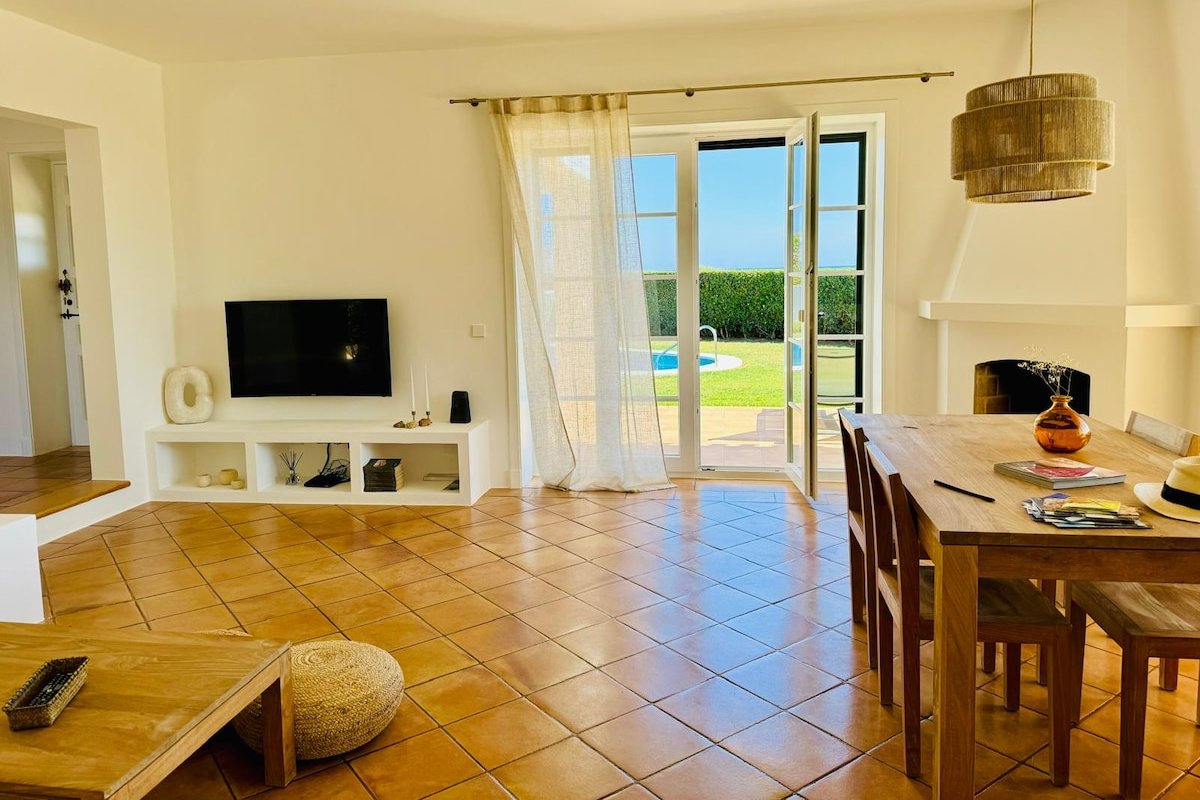 Villa en Primera Línea de Mar by Encloa Menorca gallery image 3