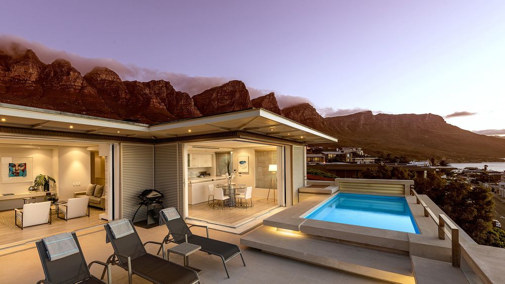 Penthouse 1 Photo 16