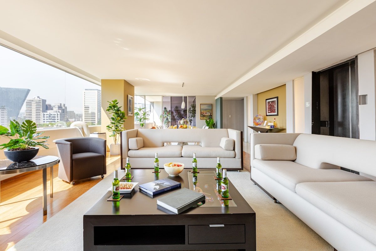 Luxe Stays: Polanco’s Best Corner-Stunning Views! gallery image 4