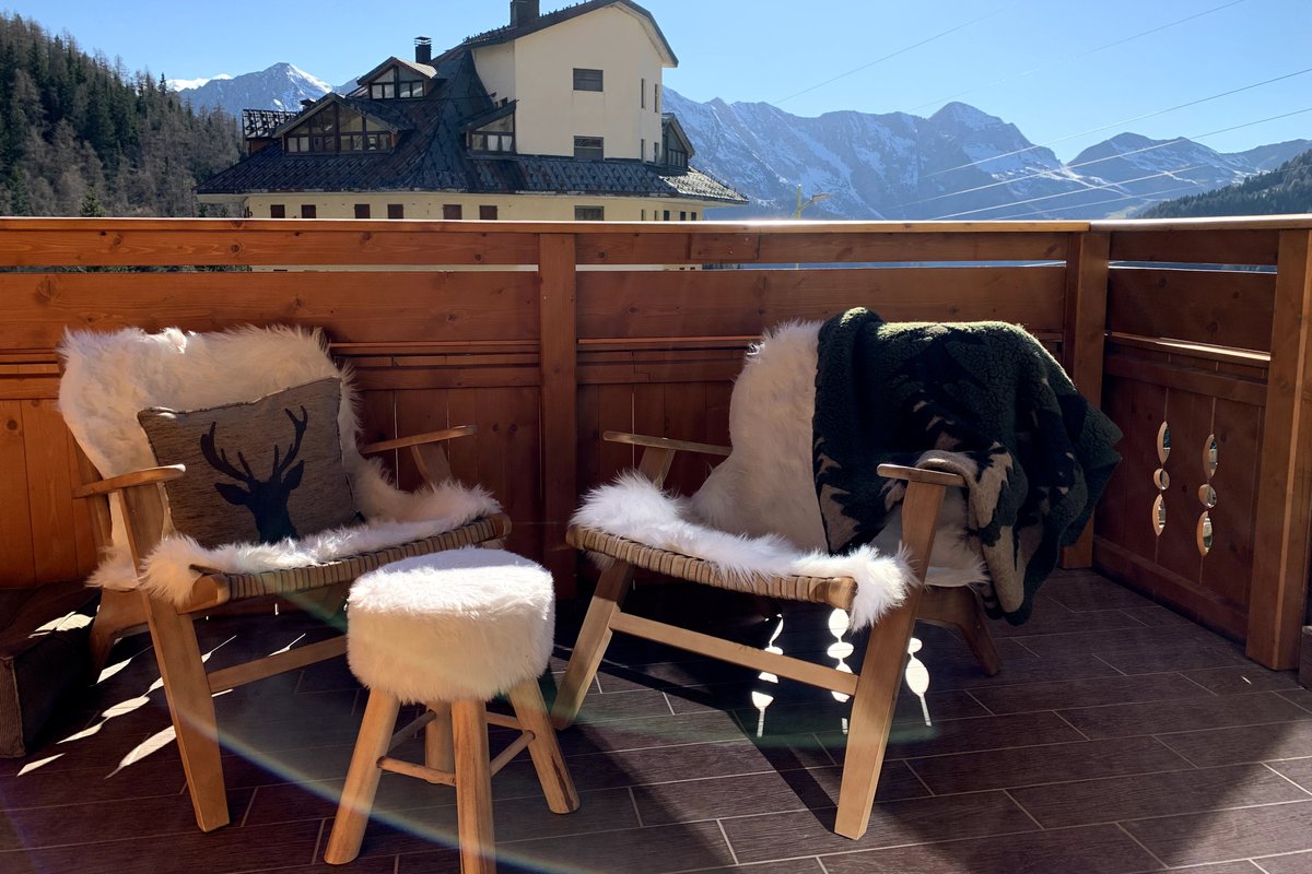 LA MONTAGNA INCANTATA DI CRY E SABRY