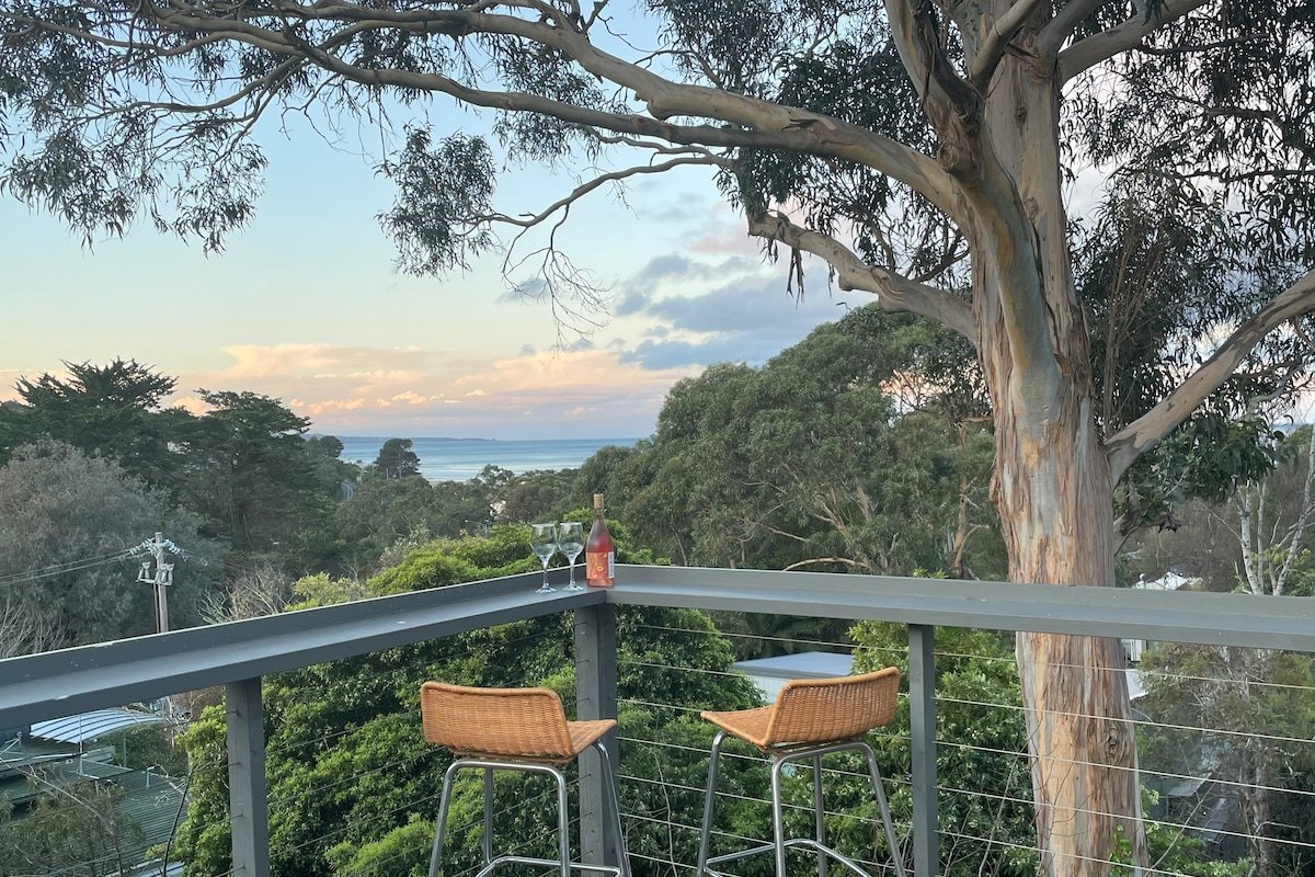 Wave House gallery image 2