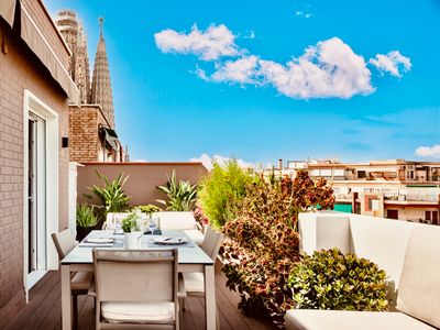 Luxury Terrace Penthouse Sagrada Familia: 2 bdrms