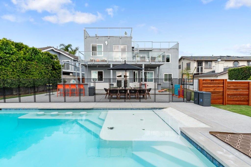 Resort-Style Villa: Pool & Spa gallery image 4