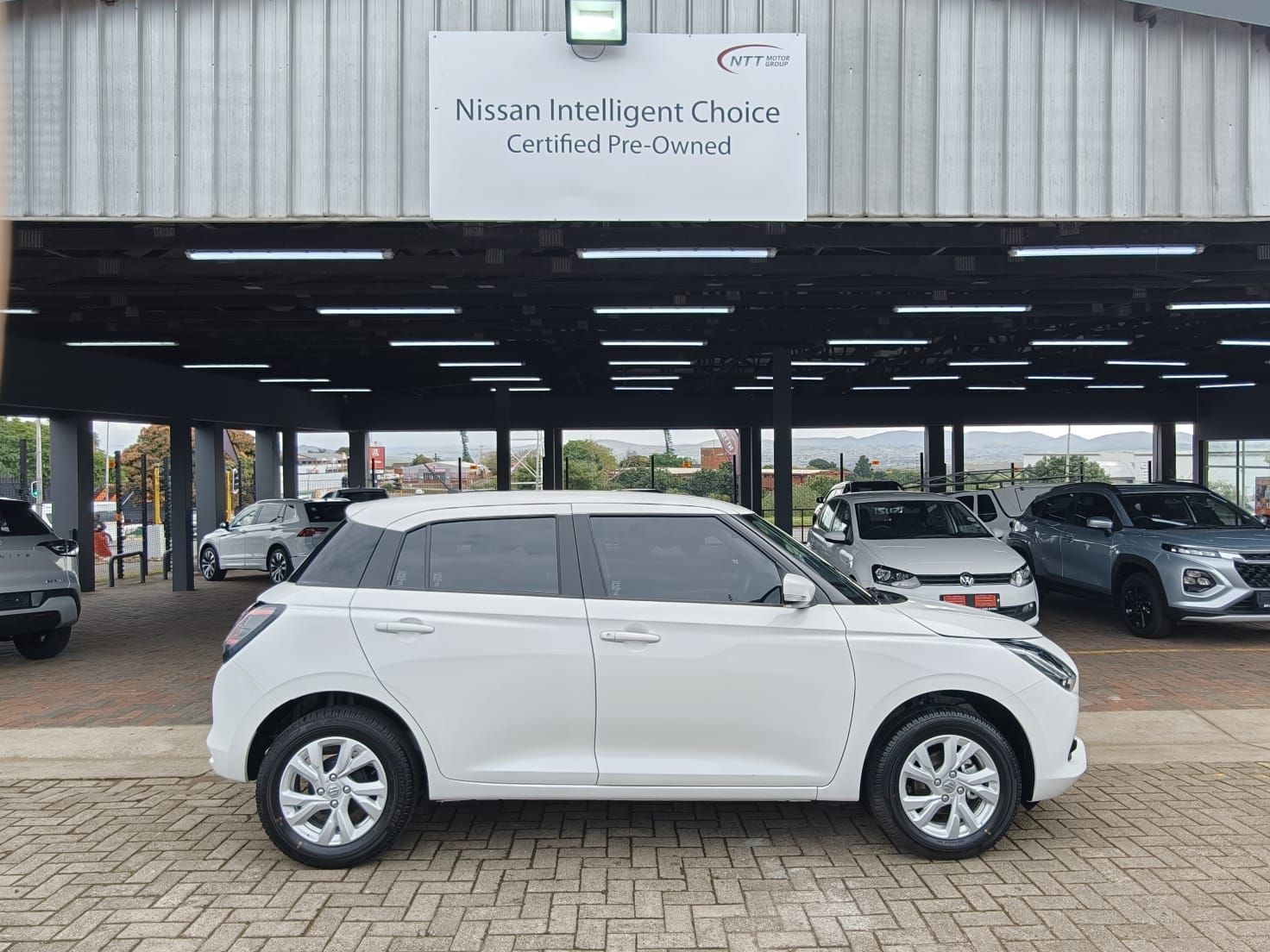 Used car gallery