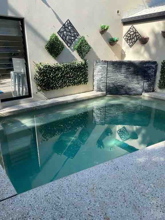 Spacious beach house in beautiful Dicky Beach gallery image 2