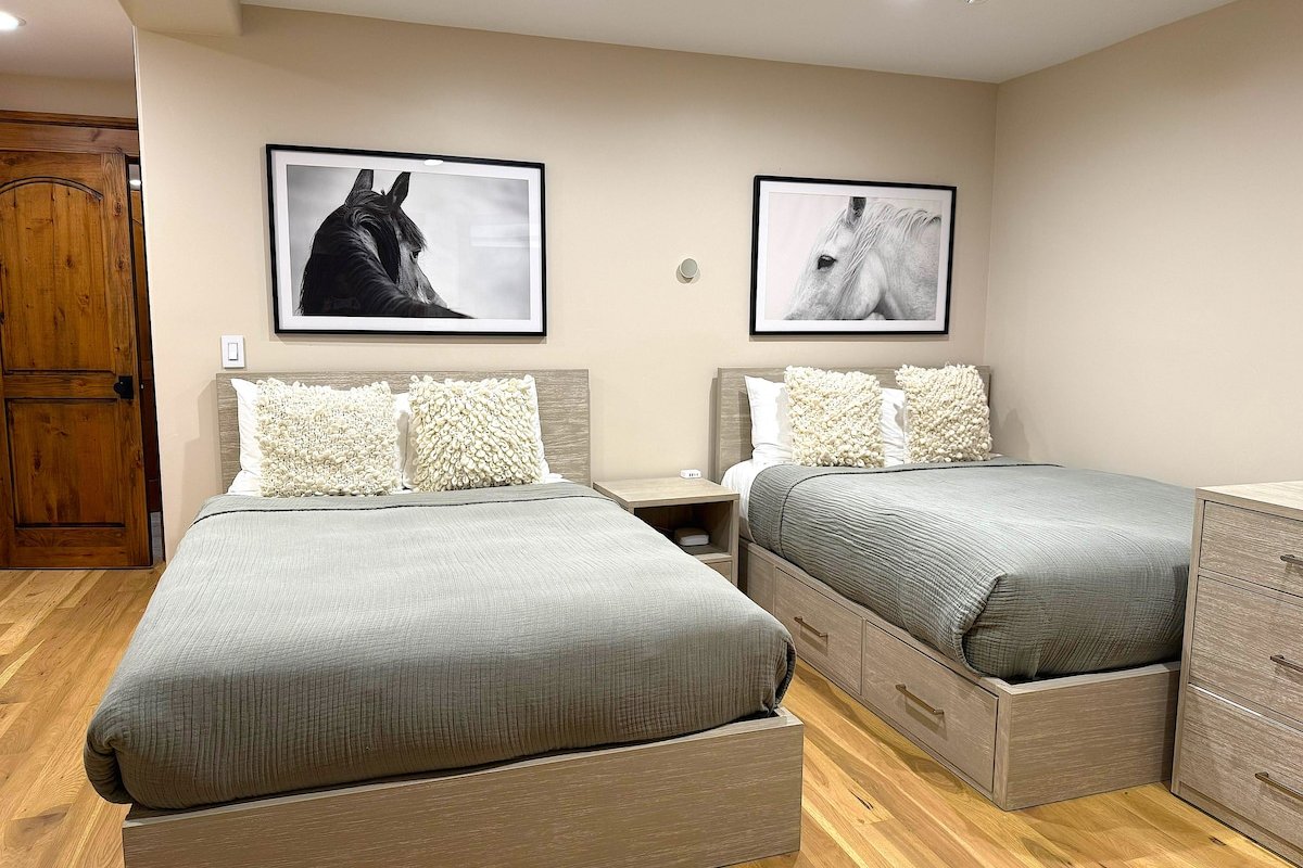 Vail Dream – modern sanctuary in Vail, CO gallery image 4