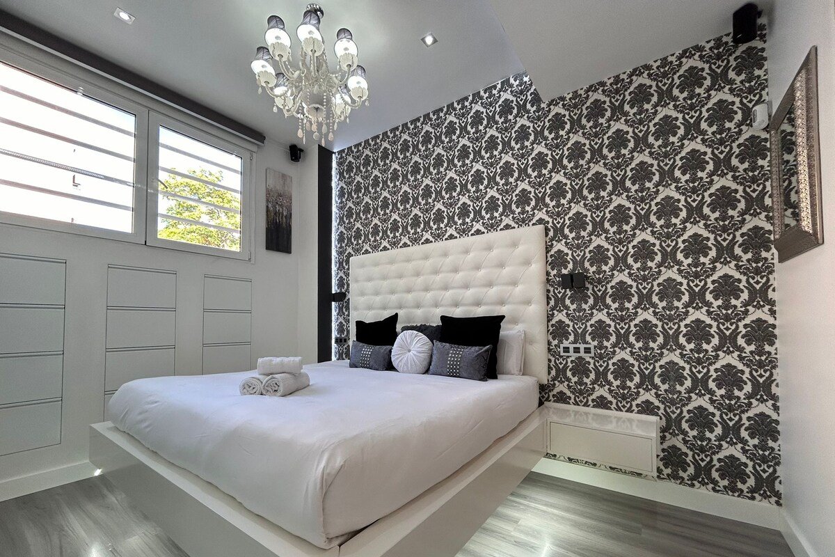 Dúplex para 8 personas con jacuzzi y Cine gallery image 3