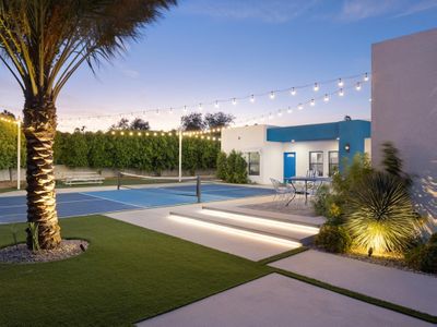 Pickleball Palms – Private Court! Pool! Hot Tub!