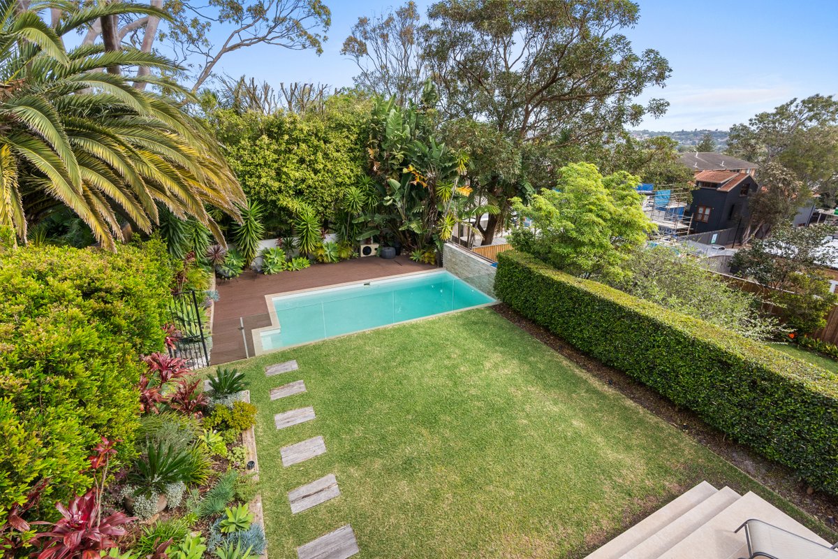 Jackpot – Modern Stylish Home w AC Pool Garage