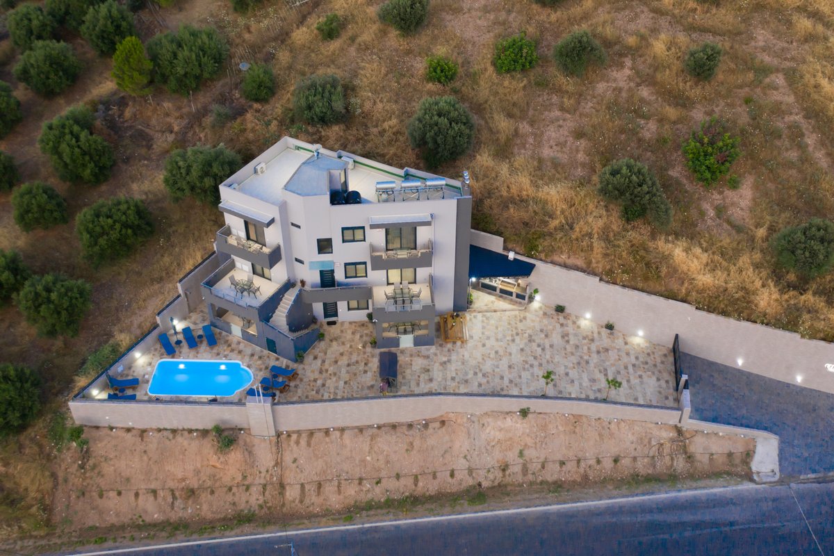 Elmaky Seaview 3floor Villa