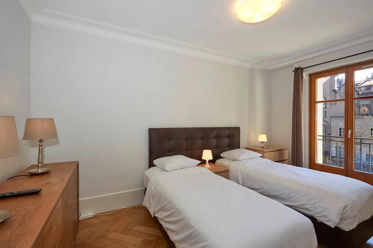 Genève centre, 3ch/2,5 sdb, balcons, climatisation gallery image 5