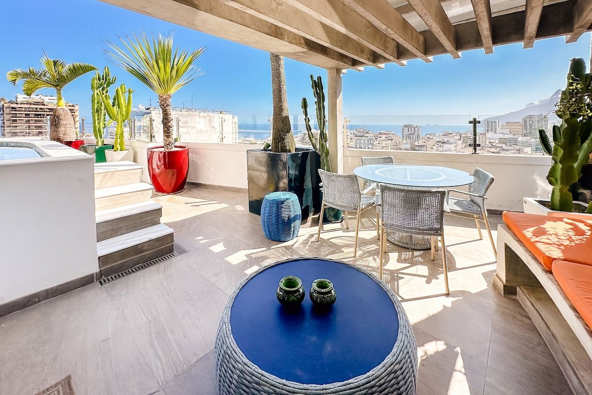 Ipanema Penthouse with Pool and Amazing View gallery image 2