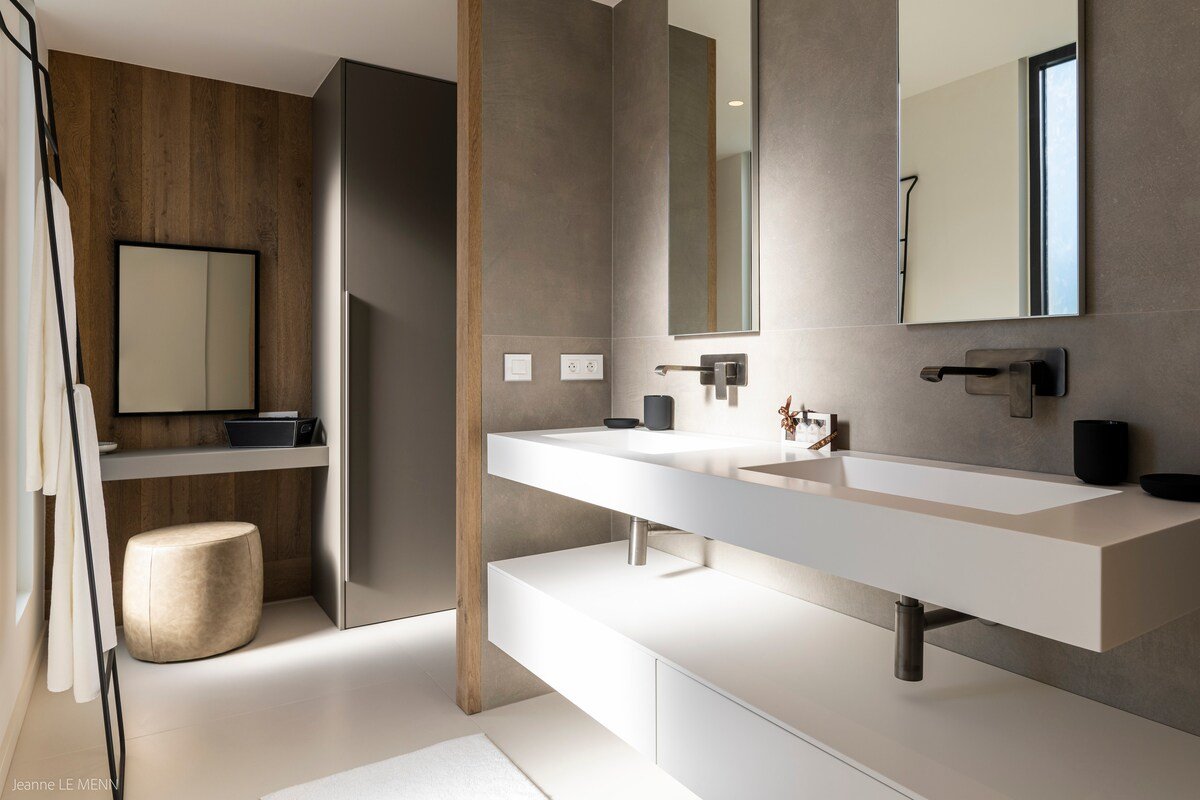 Prestige gallery image 2