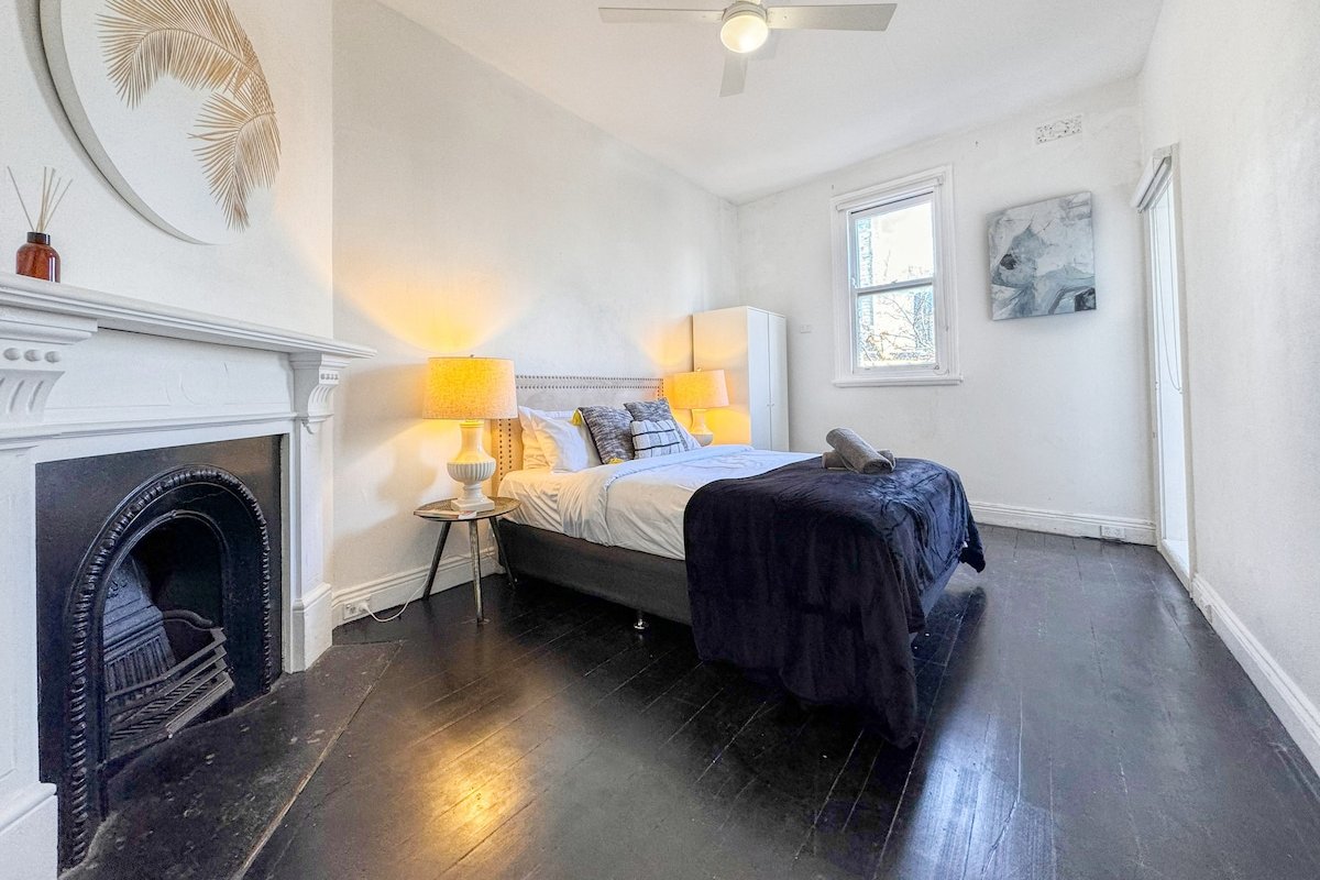 The Rocks 4Br Townhouse: Opera House & Barangaroo gallery image 5