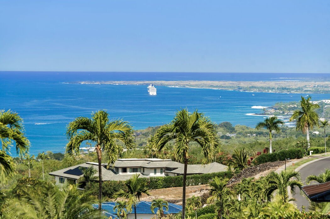 Amazing Ocean & Sunset Views | Pool! gallery image 3