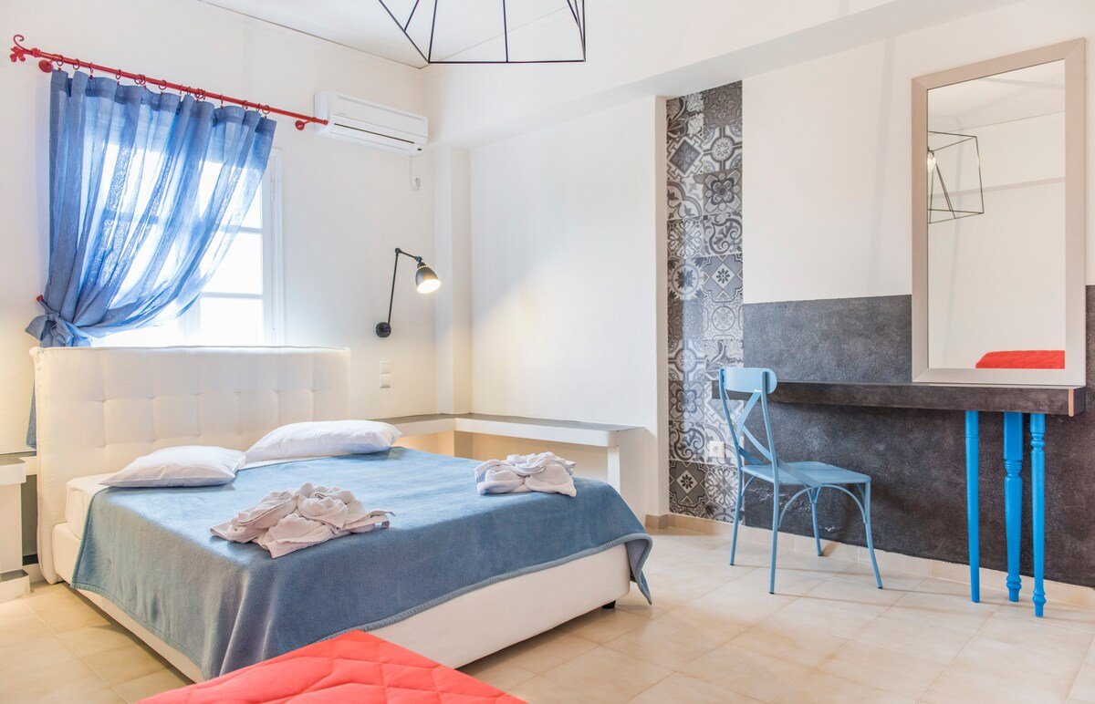 Blue Apartment Eos Villa Imerovigli gallery image 3