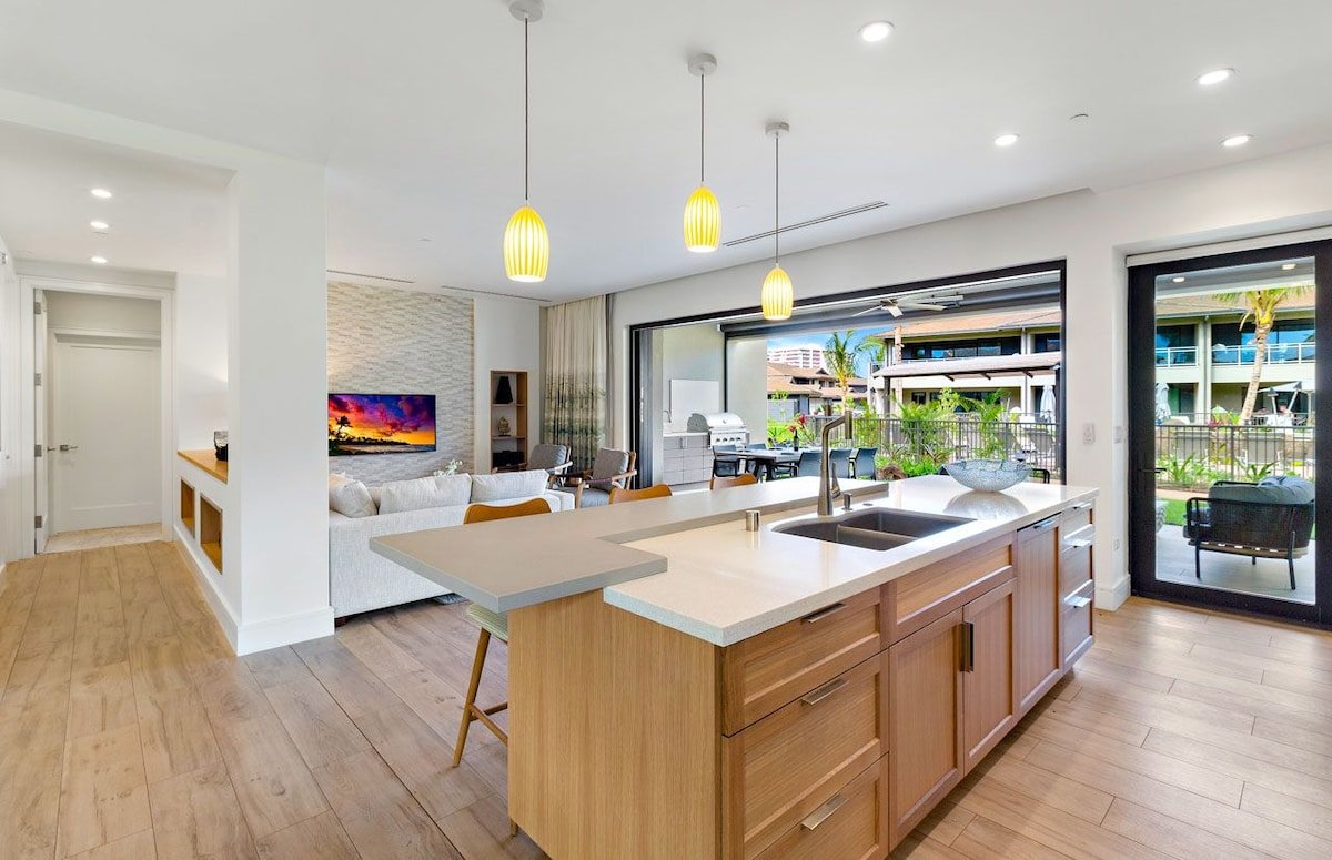 Maui Resort Rentals: 6BR Luana Garden Villas gallery image 2