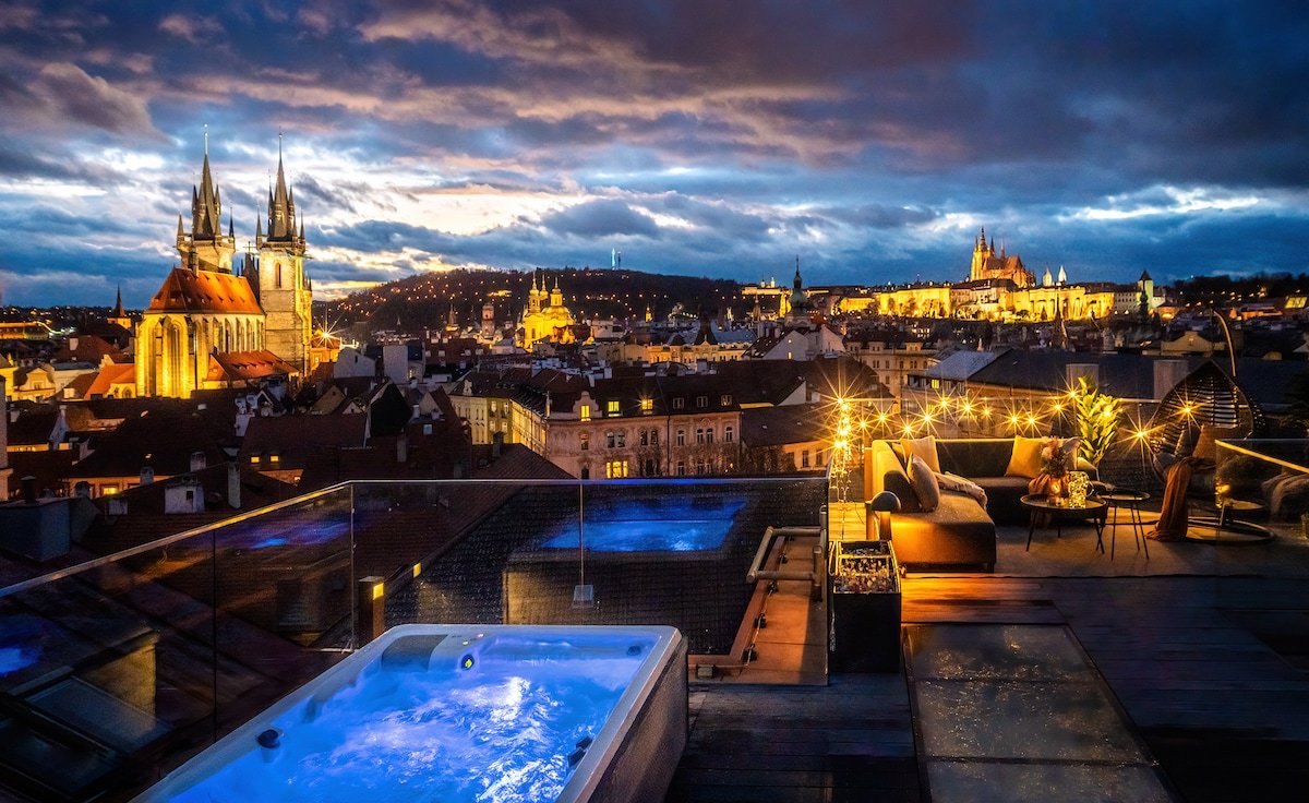 6BR Billionaire’s NEST HOT TUB + 3 teraces gallery image 2